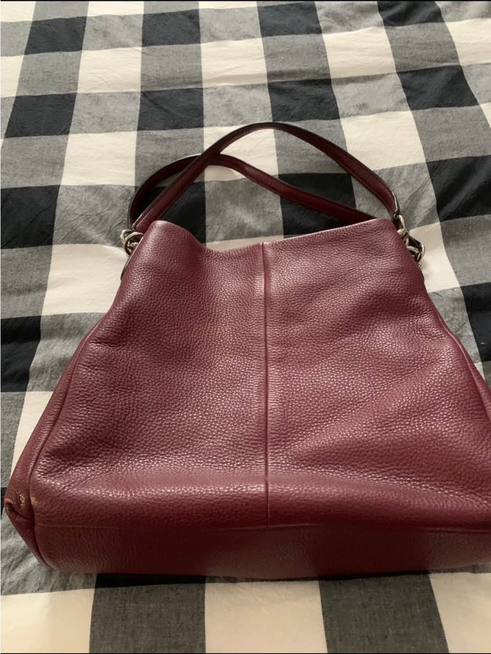 Classic Pebbled Leather Tote Bag in Burgundy